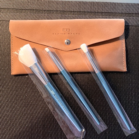 Elaine Badro Brush (New) - Picture 1 of 3